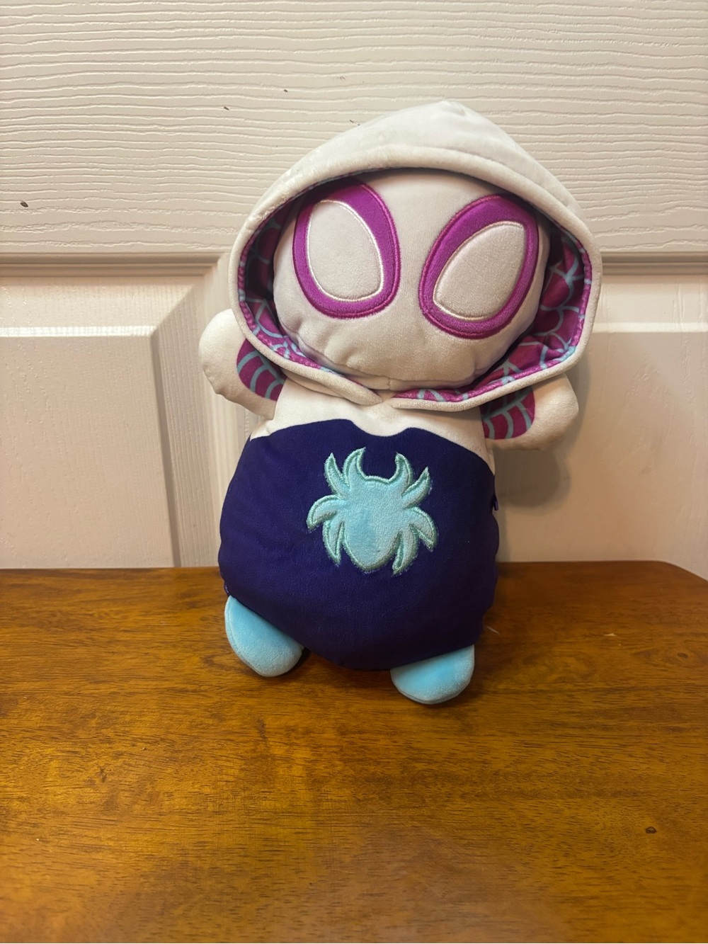Ghost Spider/Spider-Qwen Squishmellow 10 in Hugmee